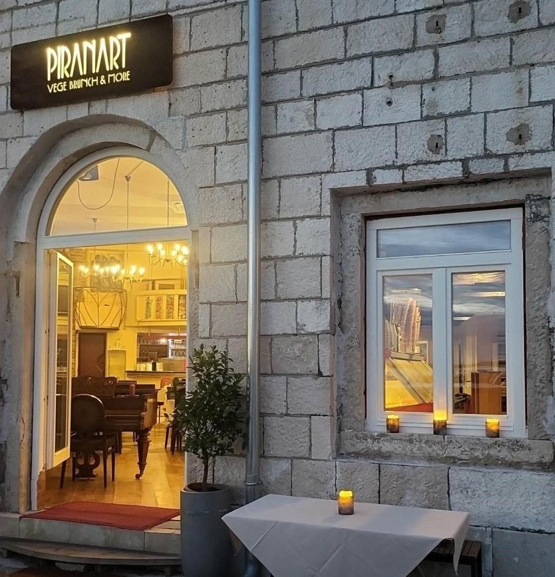 Piranart Boutique Hotel & More Buitenkant foto